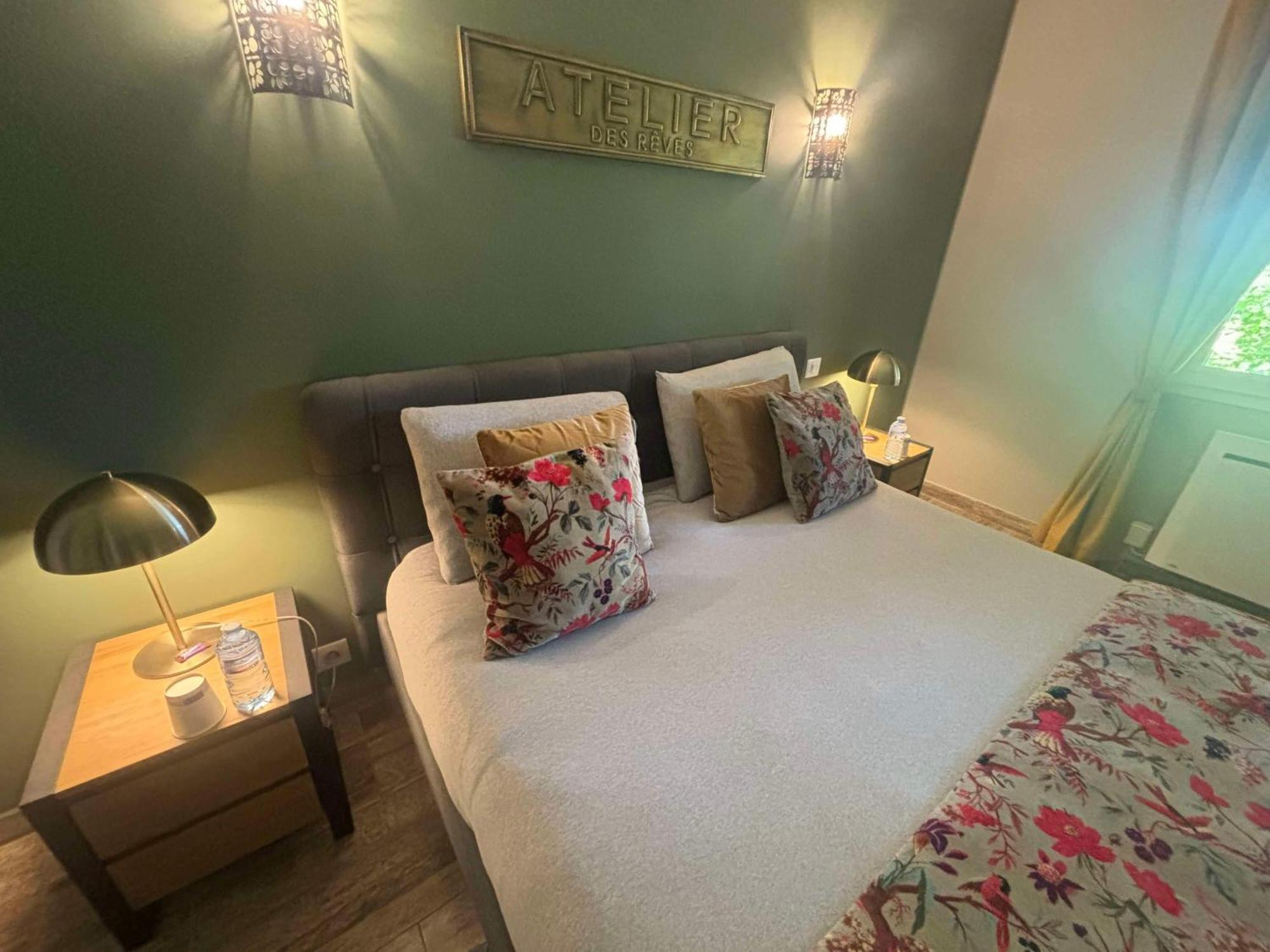 L'Alpen Roc Bed & Breakfast Caille Eksteriør bilde