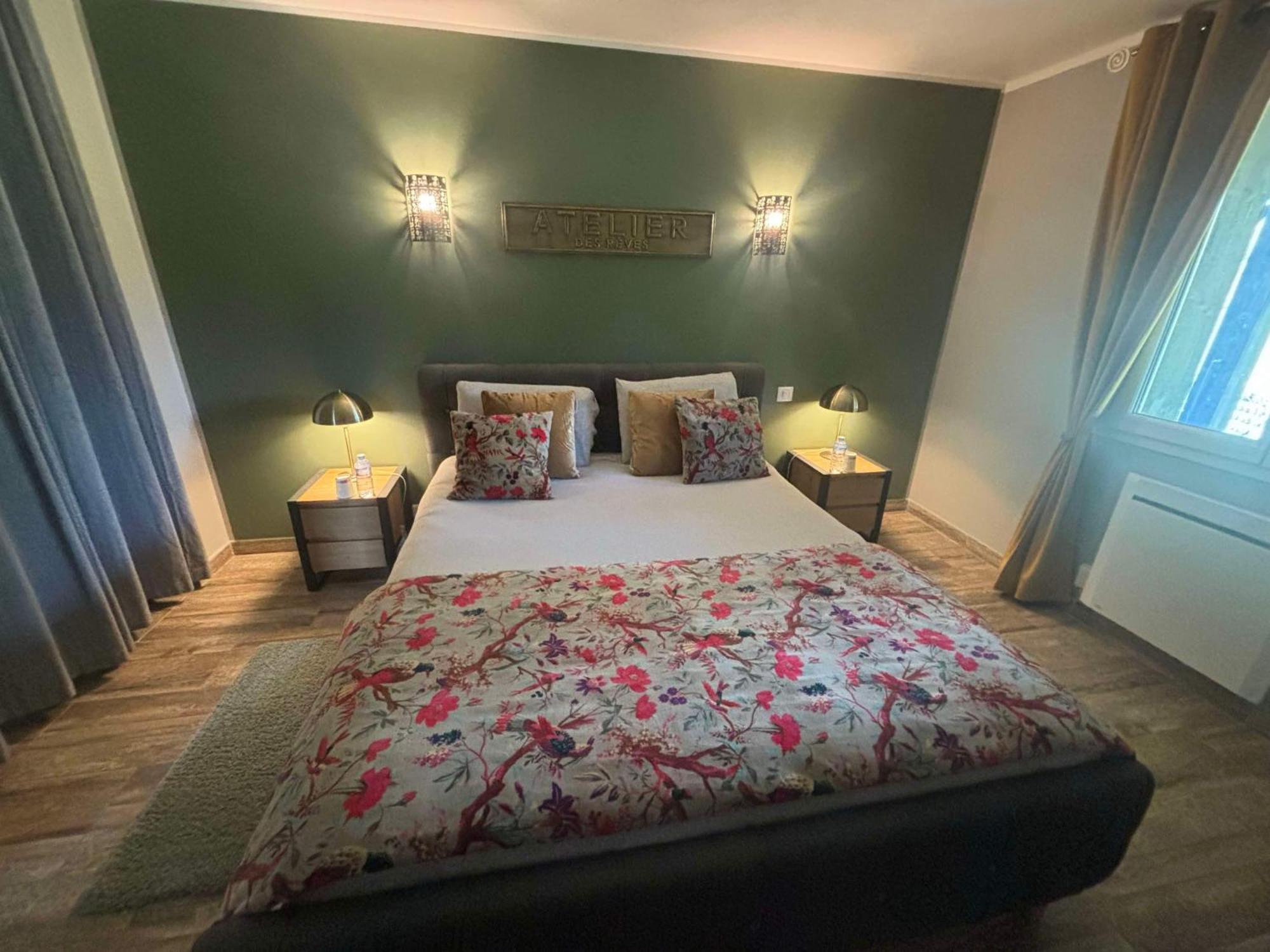 L'Alpen Roc Bed & Breakfast Caille Eksteriør bilde